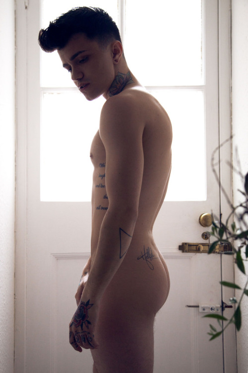 Sex pantelis: Jake Bass - London 2015 pictures