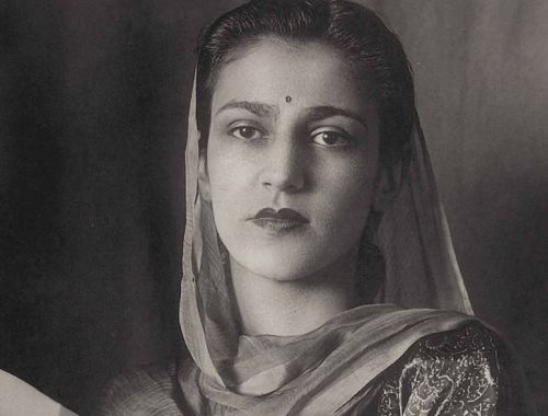 Sisters: Silk and Brocade. And sari and salwar.Amrita - born 30 January 1913 - and her sister Indira