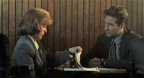 mashnotesofthemythopoeic: The endless siren song that is Mulder.