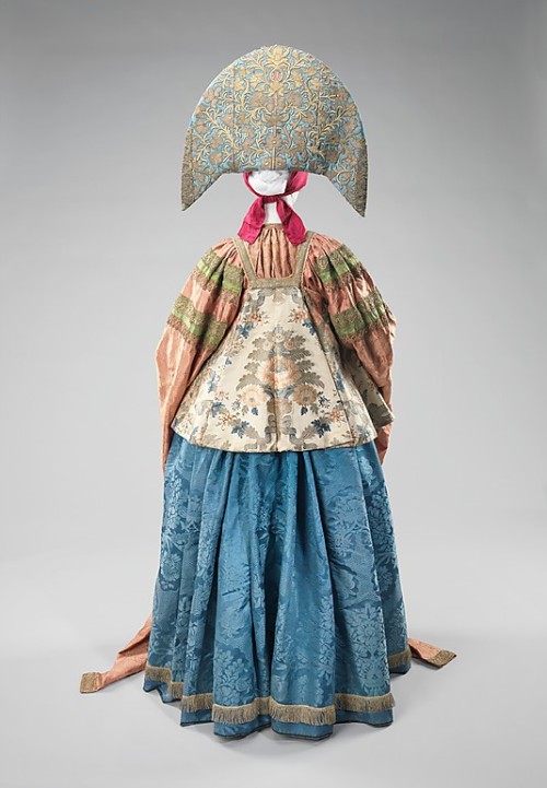 Two traditional women’s ensembles from 19th century Russia