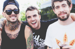 exorchrist:  rian during the house party tour ~ requested by this lil princess ♡