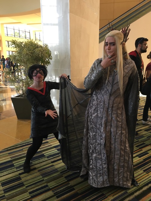 fatfreefiddlefaddle:  the-mighty-birdy:  emmajiqrubini: I cosplayed Edna Mode from The Incredibles at Holiday Matsuri and needless to say I spent the day hunting down characters with capes and getting irrationally angry at them good post   My favorite