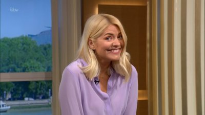 XXX hollywilloughbyx:holly willoughby  photo