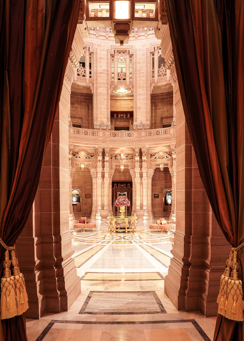 livesunique:Umaid Bhawan Palace, Jodhpur, Rajasthan, India  