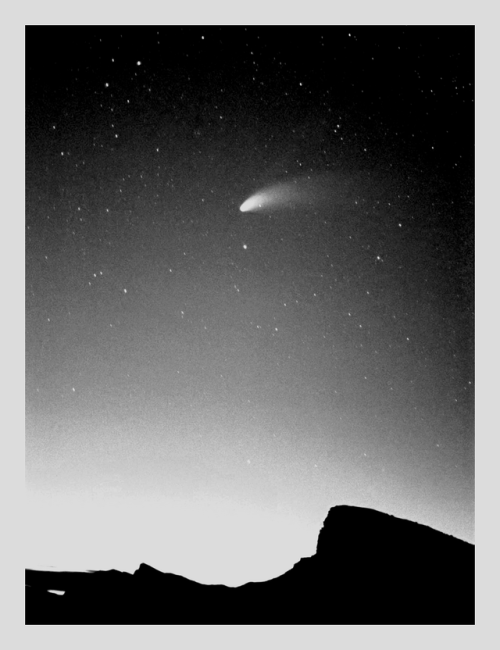 herowyn:The Great Comet of 1997 was one of the brightest comets to streak our skies, and was visible