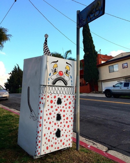 Porn Pics escapekit:  Sad Clowns LA-based street artist