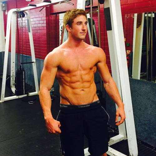 lumbrjax:  Instagram user @jakob_ince_fitness http://ift.tt/1N0kjbS 