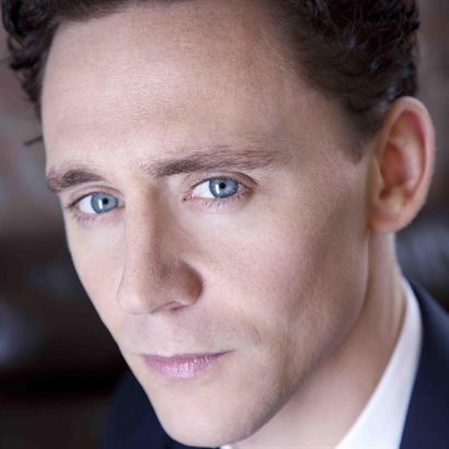squidgysquidgyfa-lalalala:  Can we all just take a moment to appreciate Tom Hiddleston’s