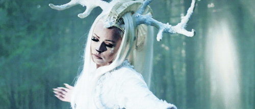 themoontemple: Kerli Feral Hearts