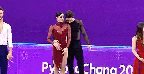 amusementforme:Tessa Virtue and Scott Moir perform their free skate and become the most decorated Ol