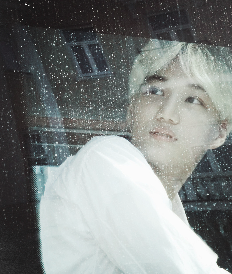 kailockholmes-deactivated201310:  Don’t fade away from me… please. 