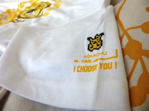 x-asamin:  Bought this lovely T-shirt from Pokemon Centre today  THIS IS THE GREATEST THING I HAVE EVER SEEN