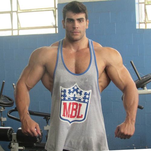 Insanely Huge (and Hot) Muscle Man