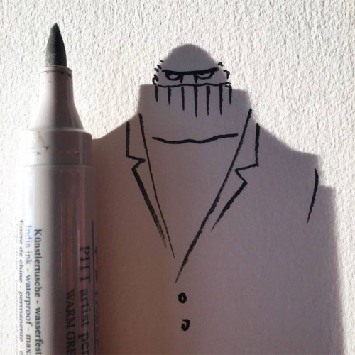 thebluest-lie: ebuzi: tastefullyoffensive: Shadow Doodles by Vincent Bal wow This is so creative