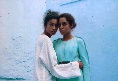 sister: imaan and aicha hammam for vogue us dec. 2019