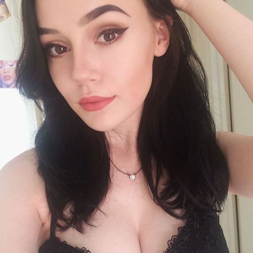 agingb0nes:  Back when I was feeling a lot less crap 🌺