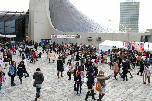 Outside of SuG&rsquo;s last (for now?) show in Harajuku today.