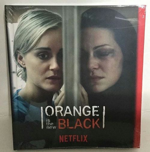 It may sound so freakin selfish but this poster should be everywhere. #vauseman #alexvause #pipercha