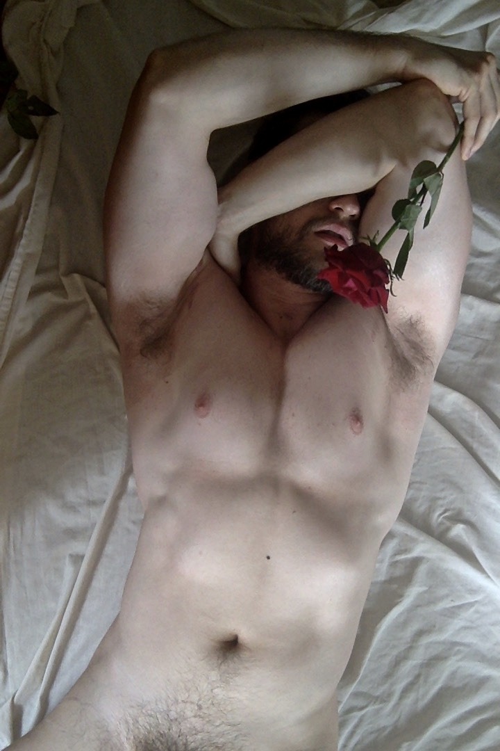 theonlylivingboyinnewyork:  Rose.