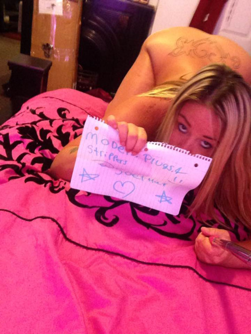 soethaf:  IG: @420baddie tumblr: 420-baddie follow my instagram page @soethaf REBLOG IF YOU WOULD FUCK HER!!!