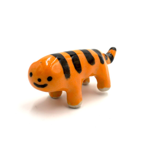 jxiaoo:cheeto tiger