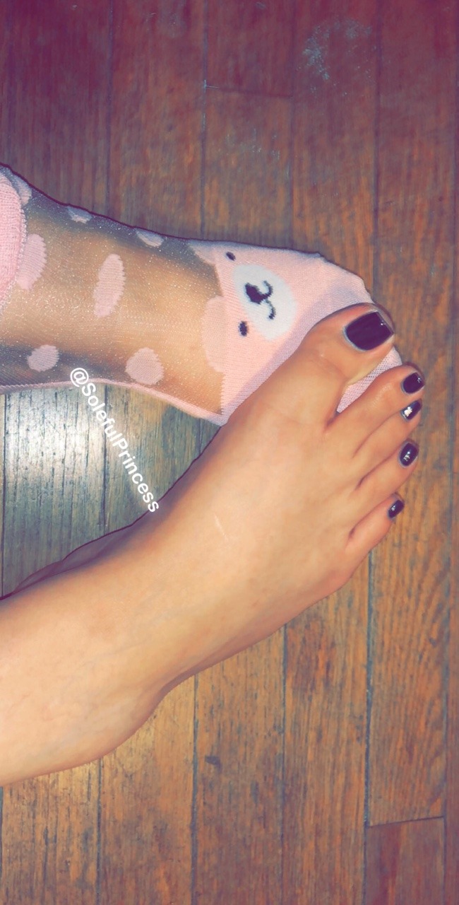 solefulprincess:  20$ Sock Sale20$ stinky sock sale 💗💗💗Plus 3$ US Shipping (Tracking included) Receiving my socks is an experience!! I don’t just throw them in a ziplock baggy and ship them. They come in discreet packaging and in a hard plastic