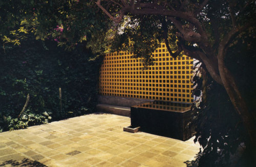 alvareztostado:  luis barragán: capilla de las capuchinas sacramentarias en tlalpan (ciudad de méxico, 1955) 