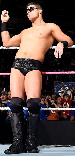 hotcelebs2000:  THE MIZ