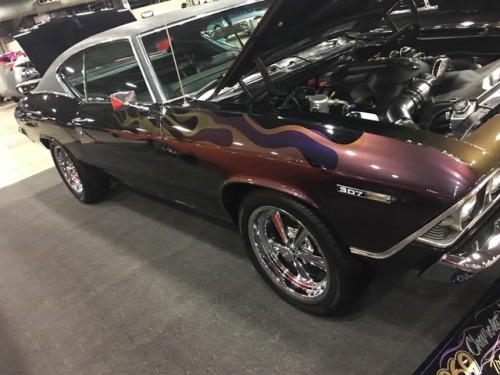 angeleyes8318:Car show 2018 cane you say…….GORGEOUS porn pictures