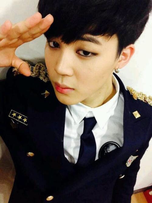 bts420:  black hair jimin selfies