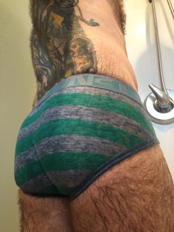 furrynakedboy:  Furry Boy / Alpha Sleeves.