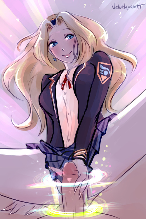 velvetqueenh:  LOL - Academy Lux patreon sketch.  Thanks Ryushi-Yuiko for your support! Free alternate version :3 VelvetQueenH’s PATREON 