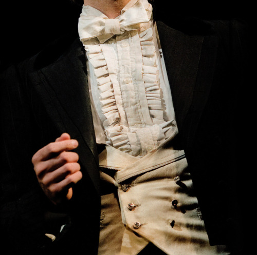 From design to costume: Raoul’s waistcoat and shirtHadley Fraser, Royal Albert HallToby Joch, Oberha