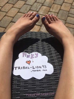 tribal-lion93:  PinkysFeet.tumblr.com ❤️’s