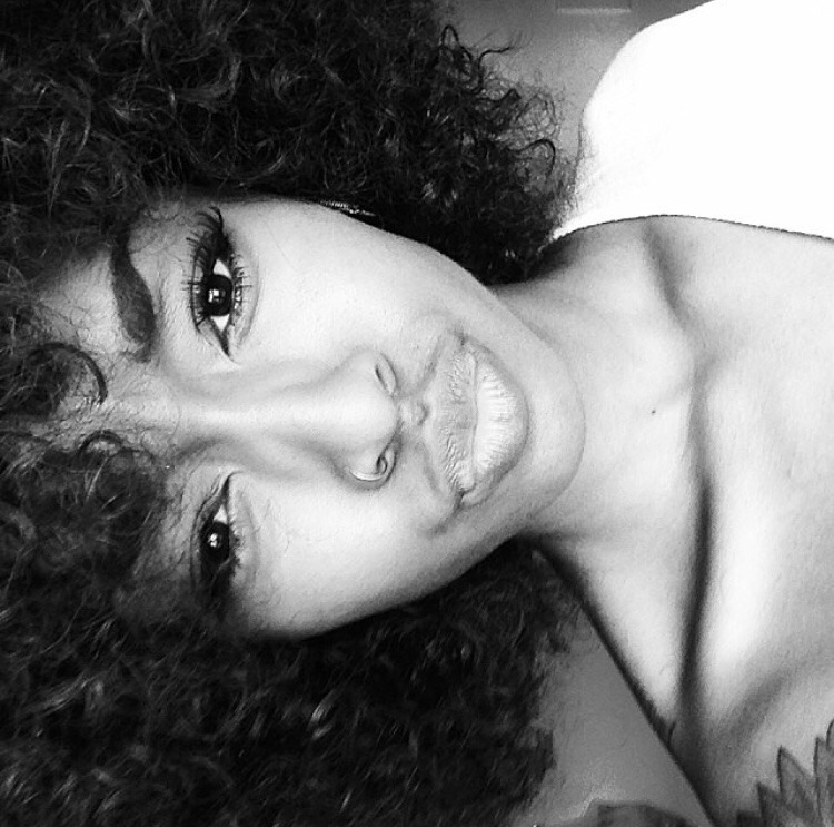 bombshellssonly:  @cree.she