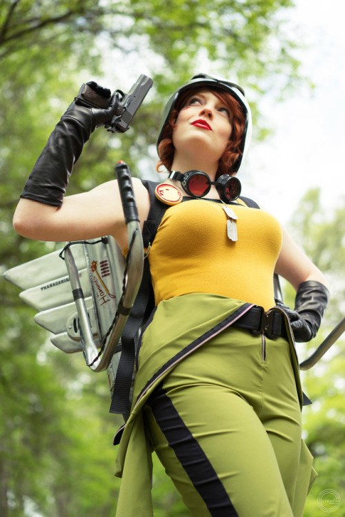 DC&rsquo;s Bombshells Hawkgirl by Galacticat