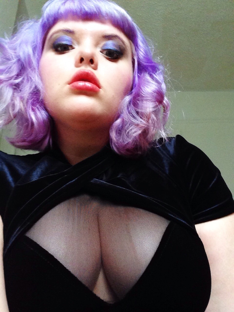 destrothedilligent:  premierbonheur:  ~selfies 2014~  Whoa look at this cuteness