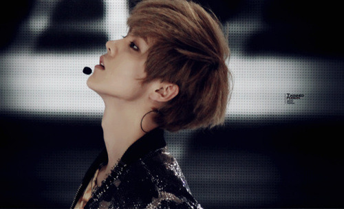Sex prettyprincessofchina:cumtomeluhan:luhan’s pictures