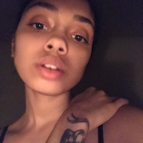 whizxkid:414lilj:whizxkid:414lilj:I look so soft in these. Soft soul. Soft skin.Bruhthis woman is so