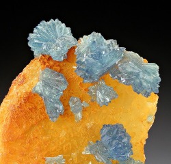 ggeology:  Scorodite with Quartz