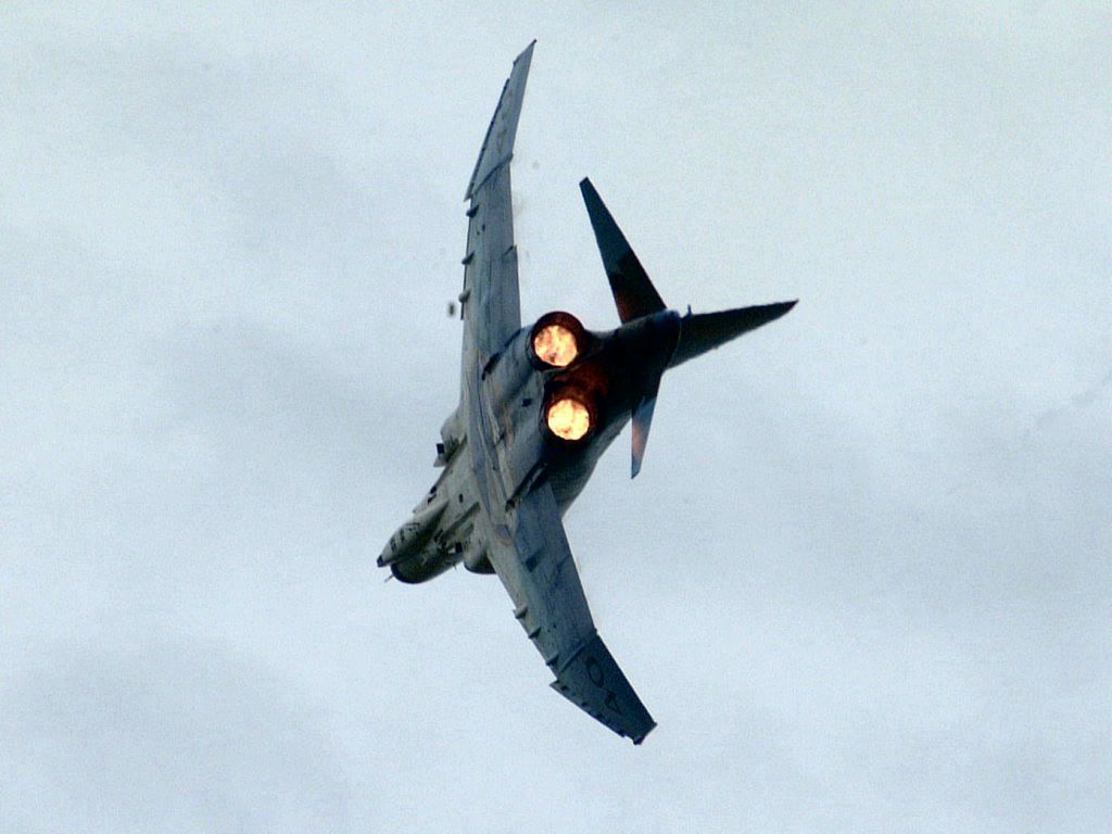 wombatmac:  The legendary McDonnell Douglas F-4 Phantom II - a variety of images