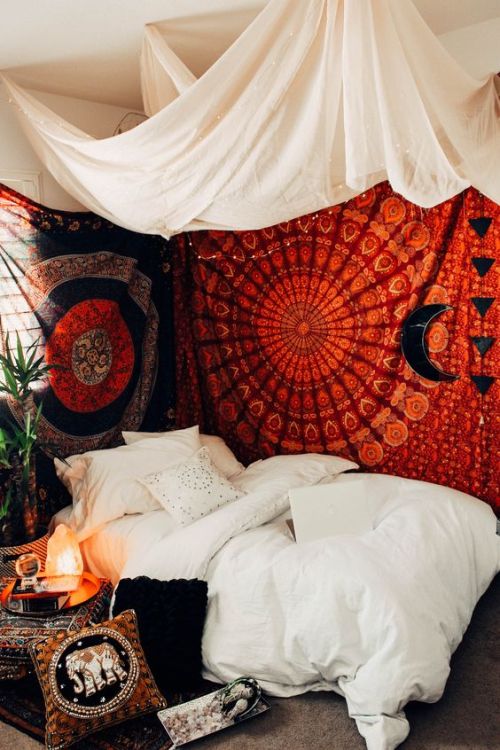 laugh-muchasyou-can: forever-yo-un-g:  corioza:  happy-and-lovelife:  aesthetic-andgrunge:  lovilopop:  colorful—galaxies:  ilovethecibershopping:  Add a little color to your bedroom! We have 30 differents tapestry designs! 😍A Great Gift for your