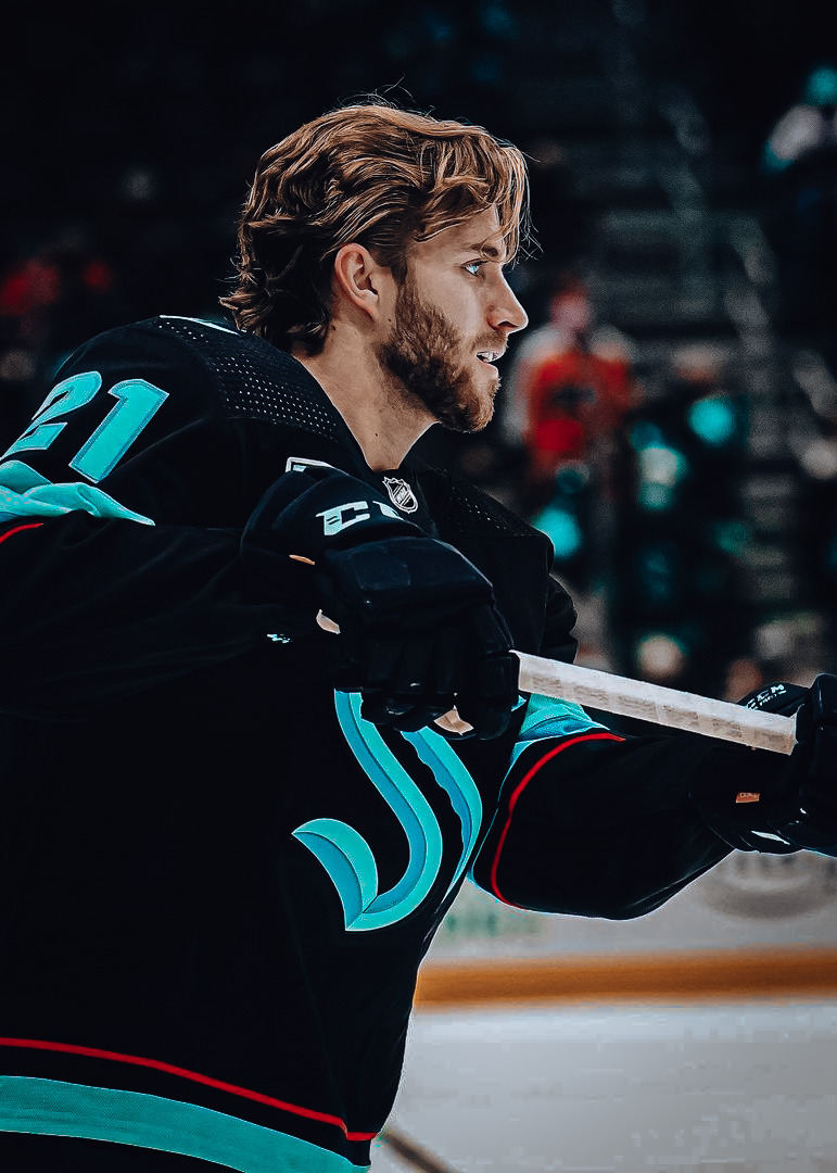 The BookTok controversy with Seattle Kraken hockey player Alex Wennberg,  explained