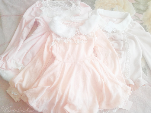 wonderholichime:  Bobon21 has the cutest dresses ever!  