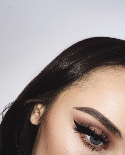 goaldiggerbaby:  @ginashkeda