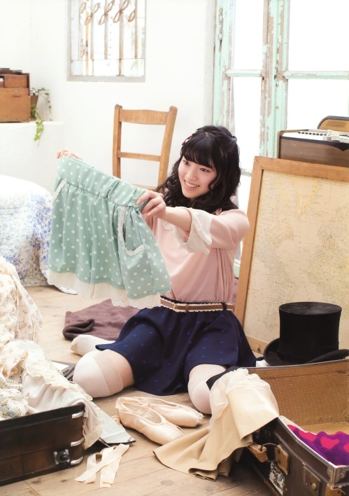 animage:  石原夏織