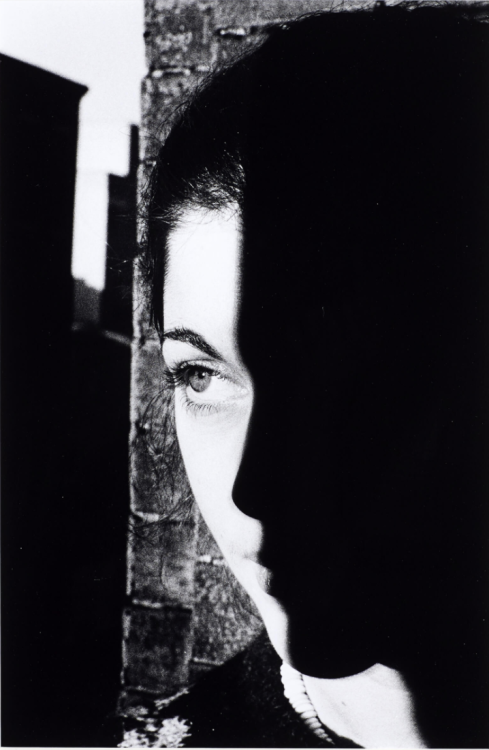 the-night-picture-collector:Ralph Gibson, Christine, 1974