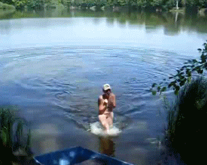 youvebeengifed:  follow me for more amateur gifs youvebeengifed.tumblr.com/