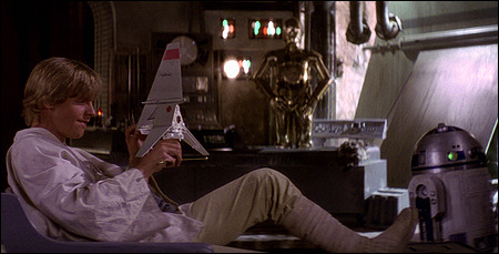 forcedintostarwars:  At the age of 19 Padme Amidala was the queen of a planet and