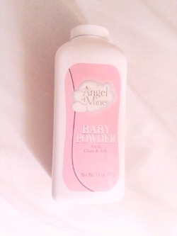 petitesenpai:  Cute baby powder bottle ~